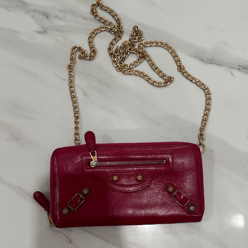 Balenciaga wallet on chain